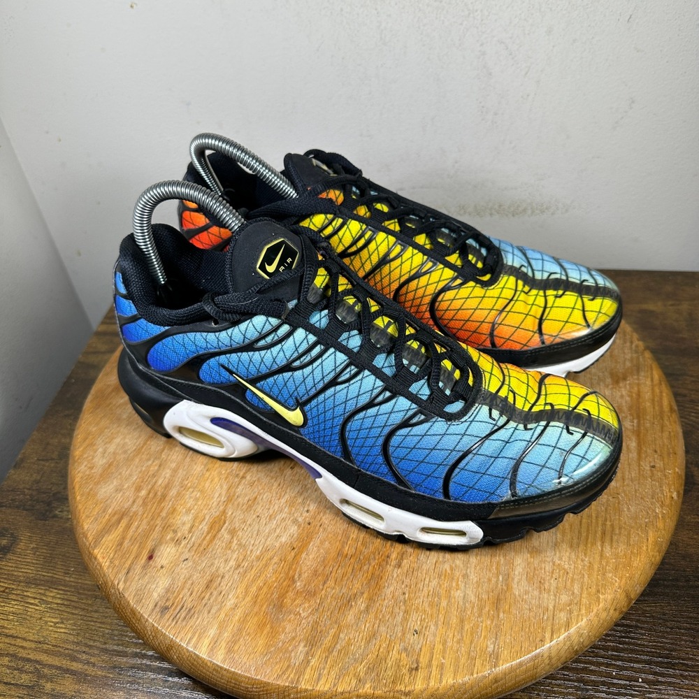 Nike Air Max Plus Greedy Mens 9 Black Hyper Cobalt Orange AV7021-001 Sneakers